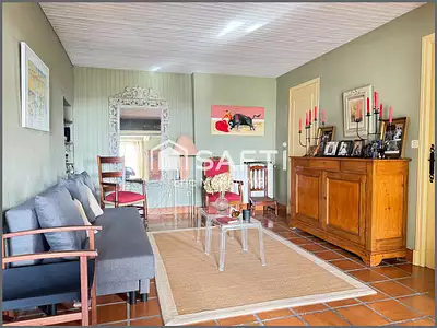 Maison, 284 m²