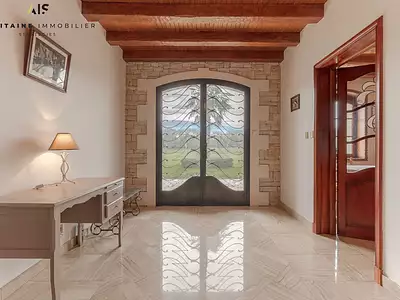 Maison, 385 m²