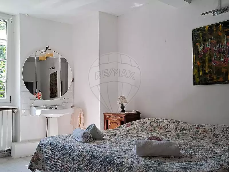 Maison, 780 m²