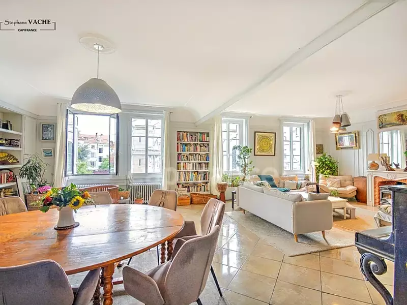 Appartement, 193 m²