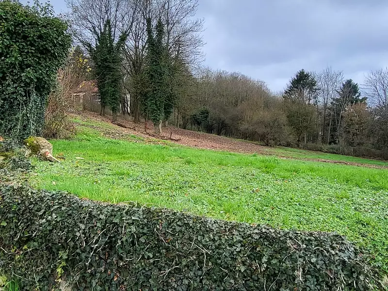 Terrain, 3 374 m²