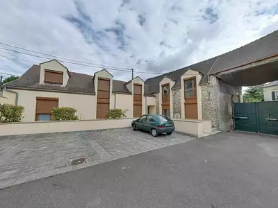 812,34 € CC Appartement • 39 m² • 2 pièces • 1 chambre Fosses (95470)