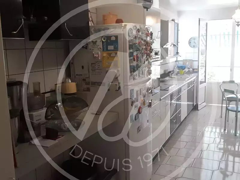 Maison, 292 m²