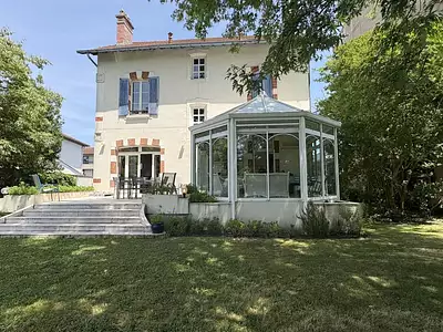 Maison, 202 m²