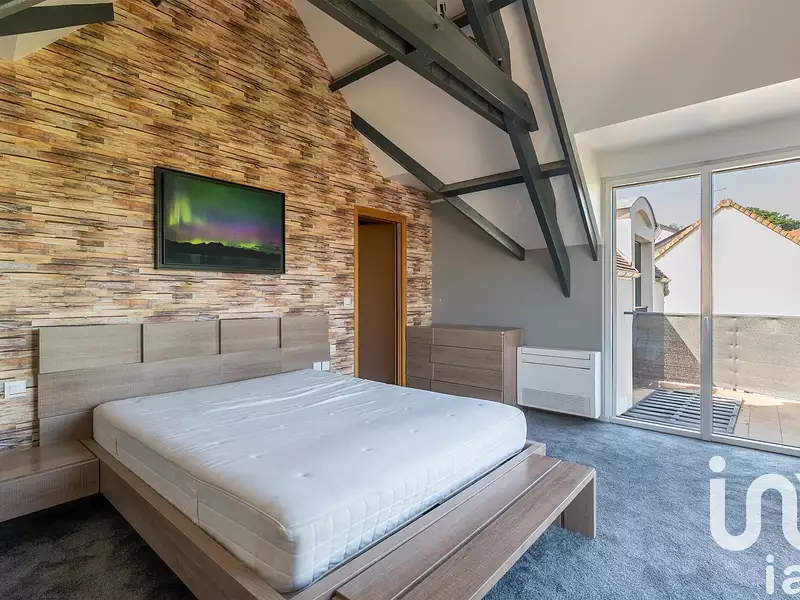 Maison, 215 m²