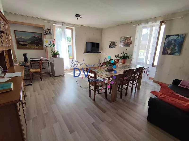 Maison, 121 m²