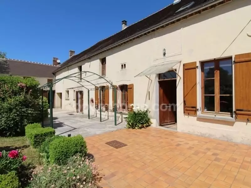 Maison, 180 m²