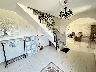 Maison, 320 m²