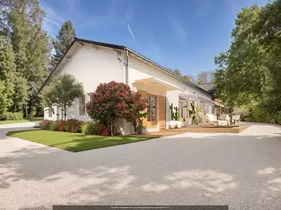 Maison, 236 m²