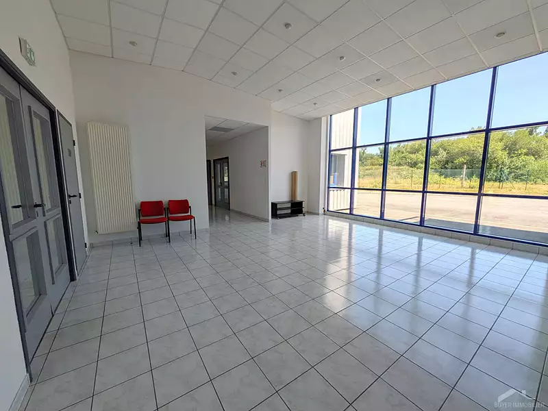 Divers, 220 m²