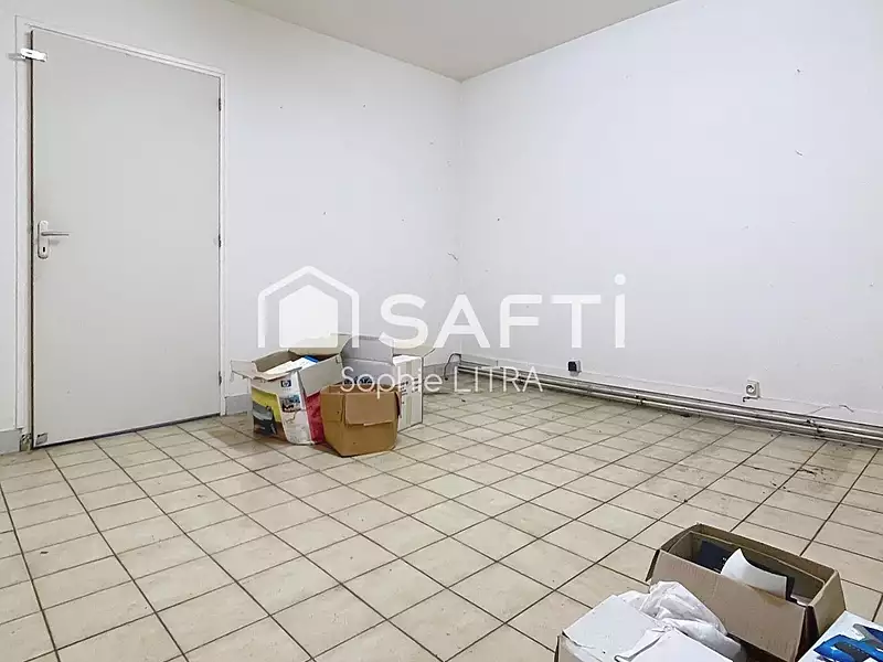Divers, 256 m²