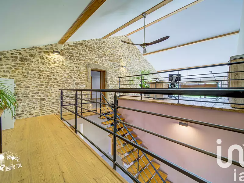 Maison, 255 m²