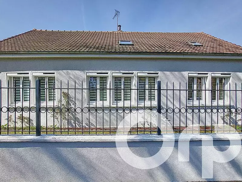 Maison, 145 m²