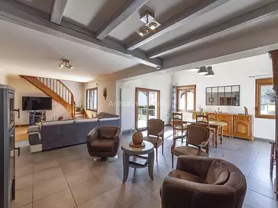 Maison, 174 m²