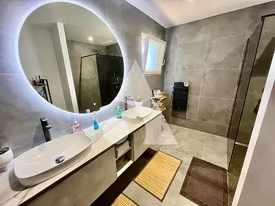 Maison, 220 m²