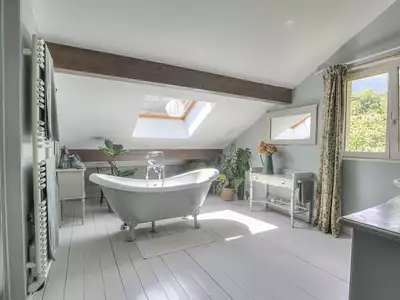 Maison, 260 m²