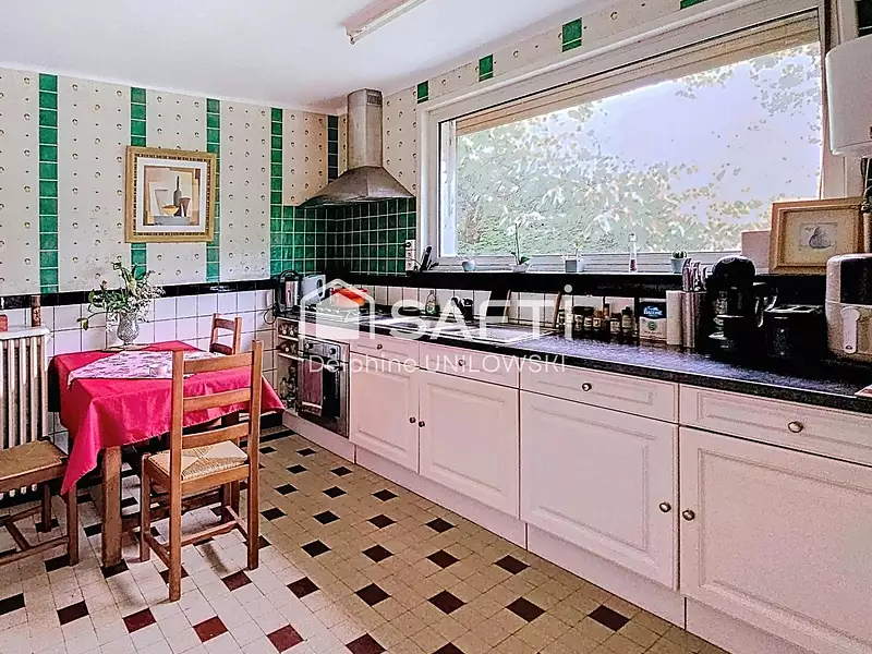 Maison, 227 m²