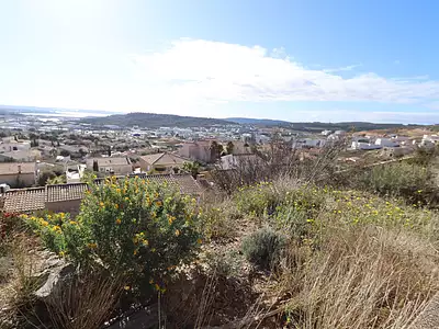 Terrain, 270 m²