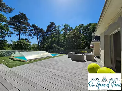 Maison, 250 m²