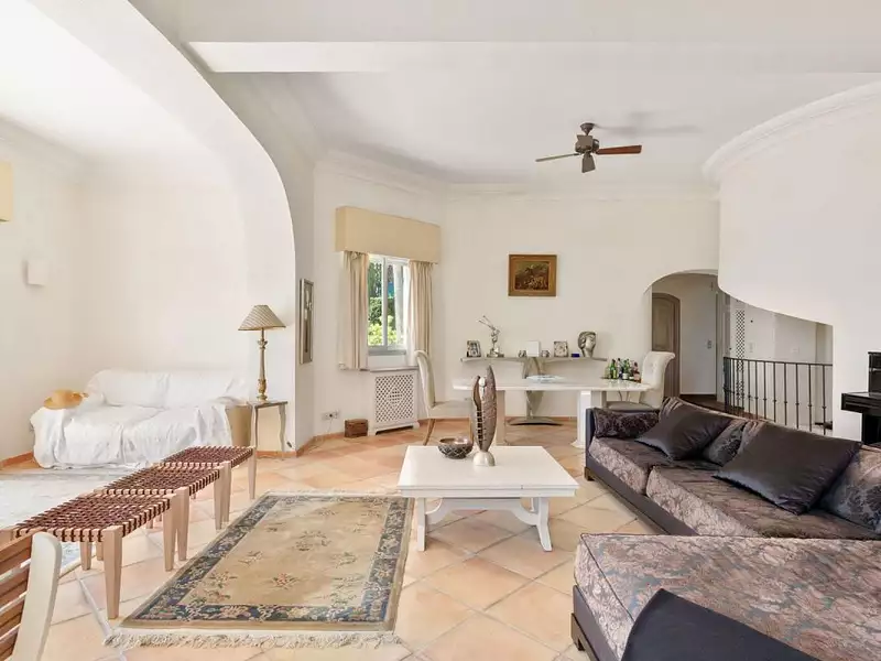 Appartement, 400 m²