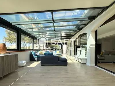 Maison, 353 m²