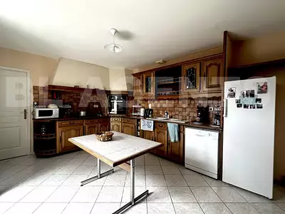 Maison, 233 m²