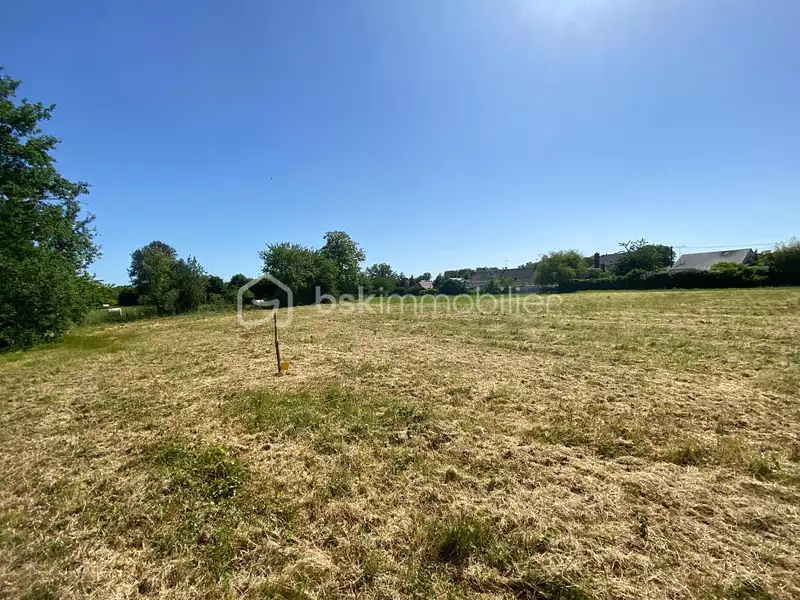 Terrain, 7 483 m²
