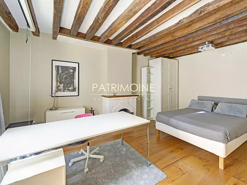 Maison, 240 m²