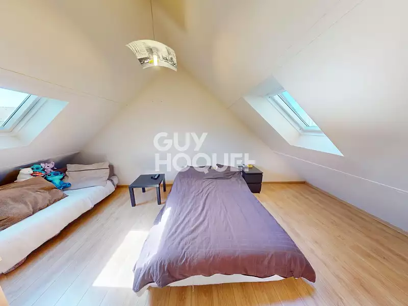 Maison, 220 m²