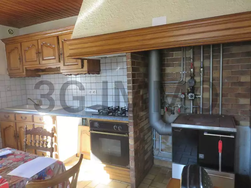 Maison, 166 m²