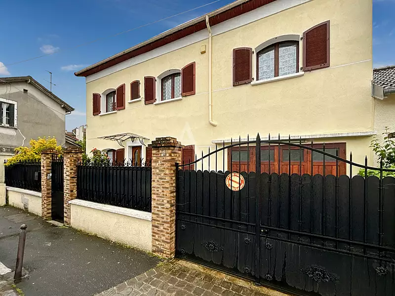 Maison, 124 m²
