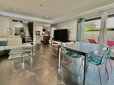 Maison, 160 m²