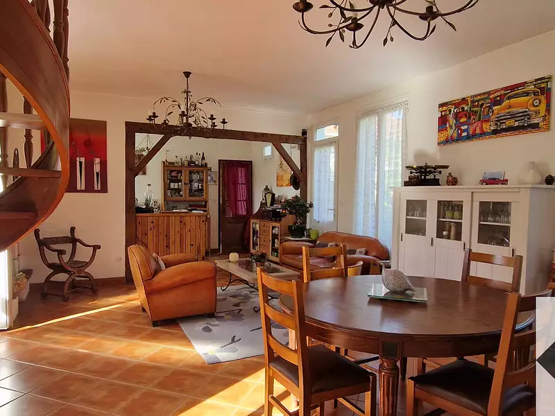 Maison, 143 m²