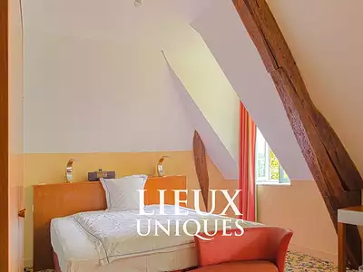 Maison, 630 m²