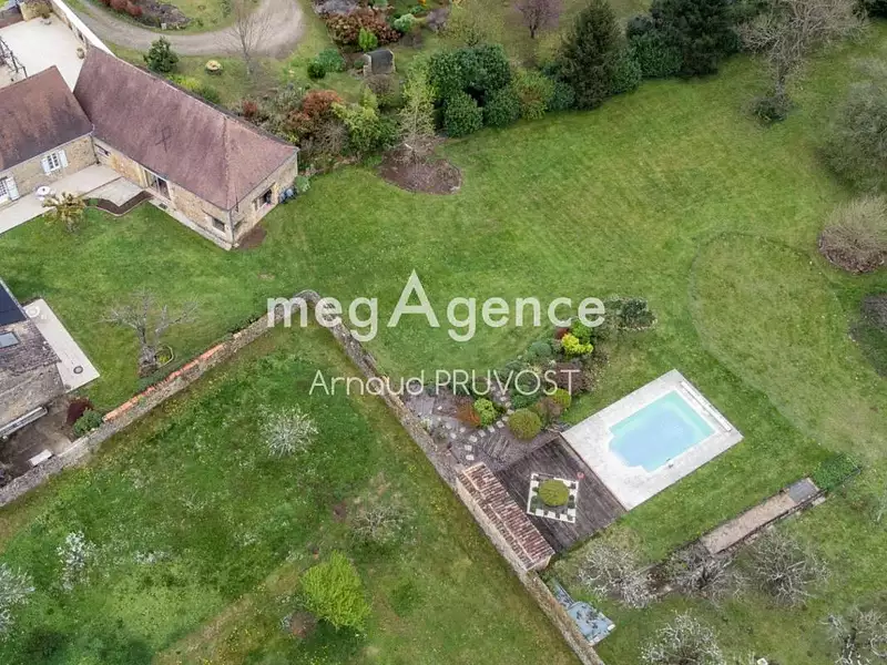 Maison, 214 m²