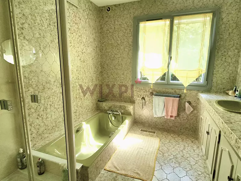 Maison, 179,24 m²