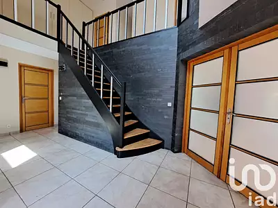 Maison, 275 m²