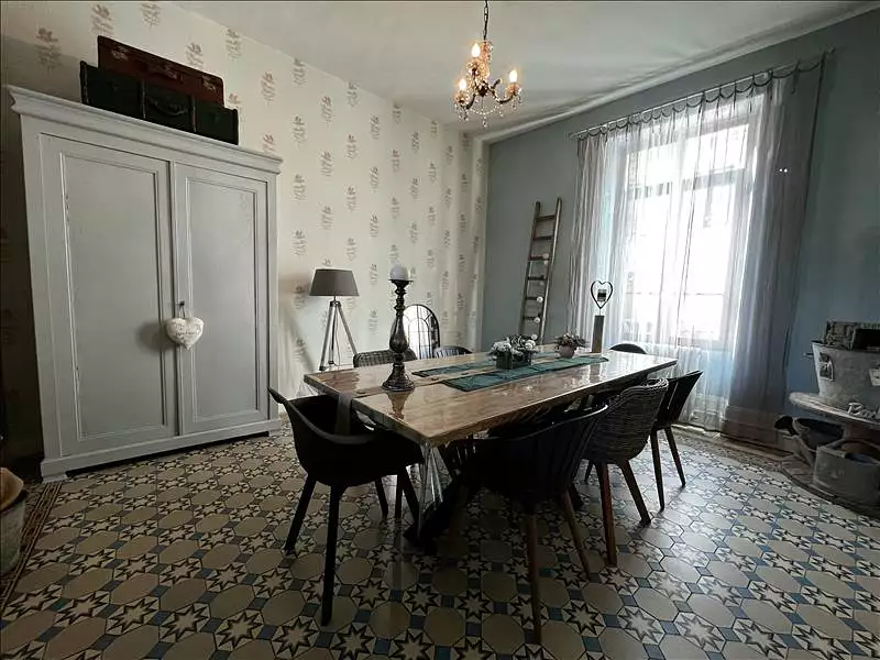 Maison, 213 m²