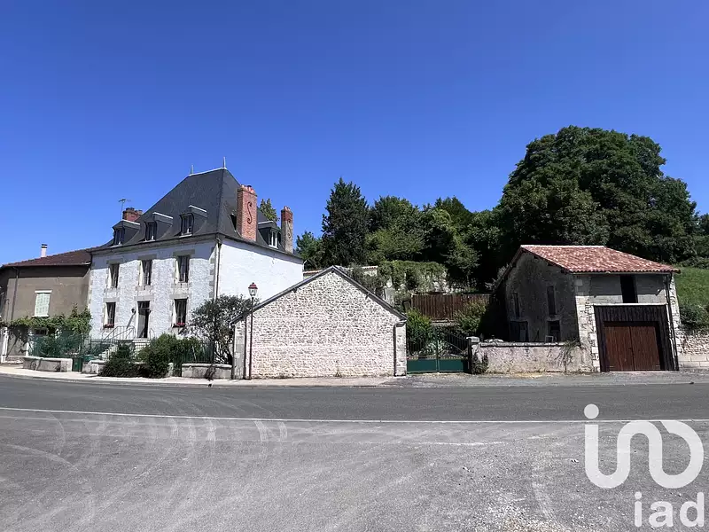 Maison, 230 m²