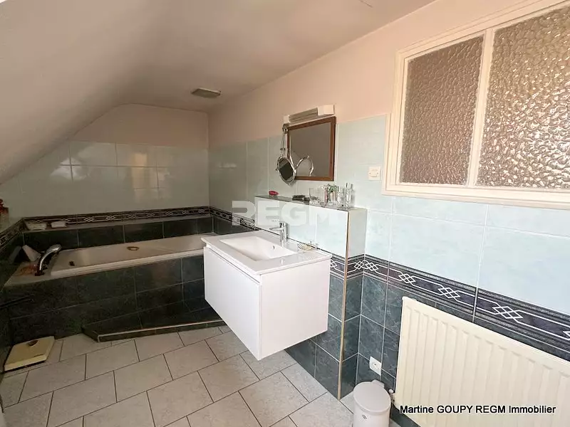 Maison, 160 m²