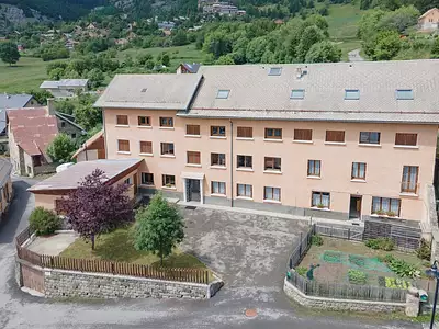 Immeuble, 839 m²