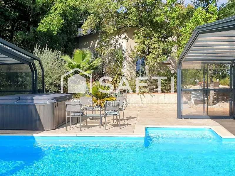 Maison, 125 m²