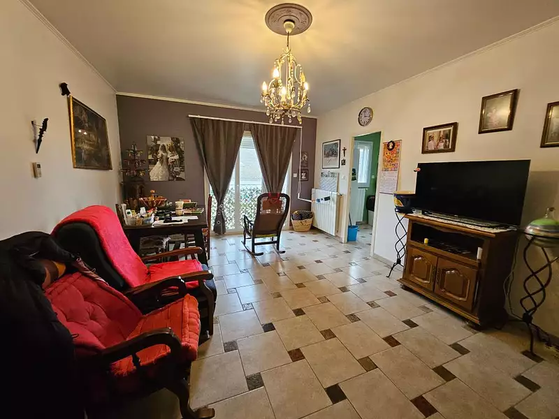 Immeuble, 700 m²