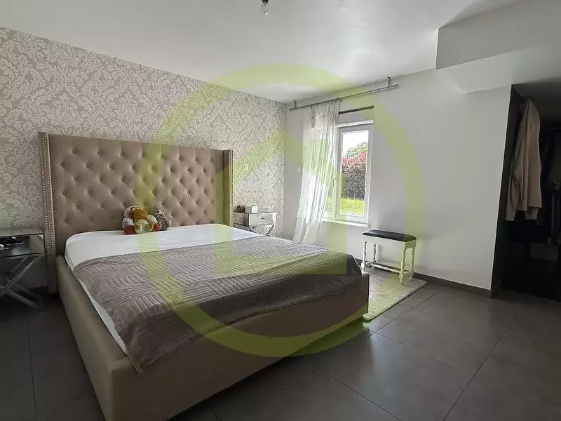 Maison, 168 m²