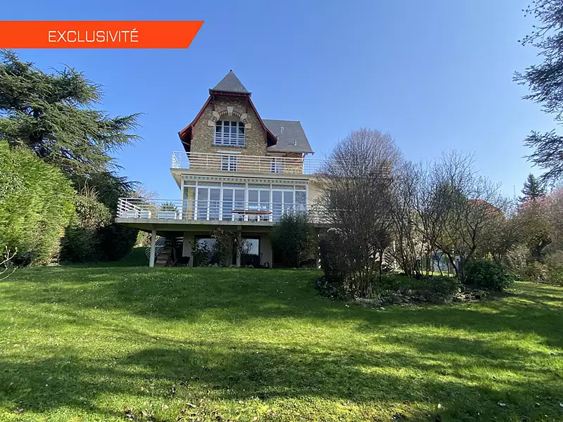 Maison, 234 m²