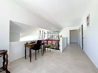 Maison, 211 m²