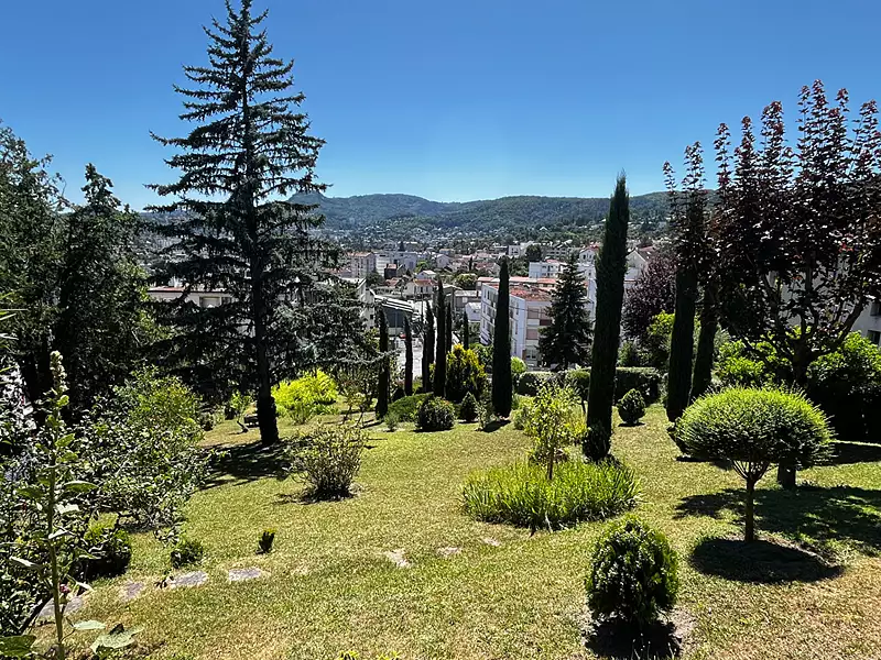 Terrain, 664 m²