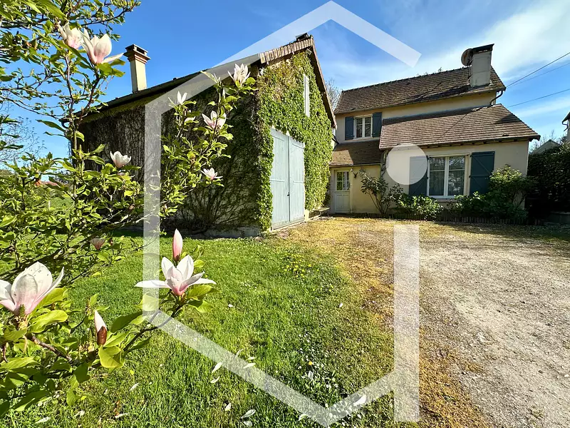 Maison, 240 m²