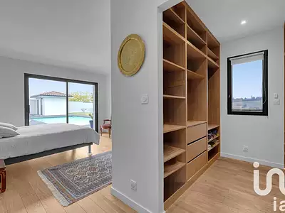 Maison, 265 m²