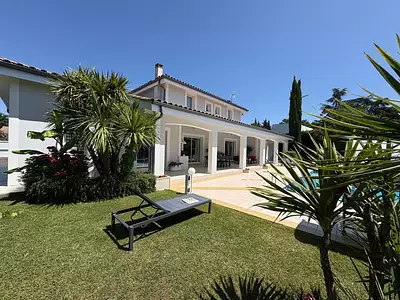 Maison, 285 m²
